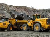 Самосвал VOLVO A40D